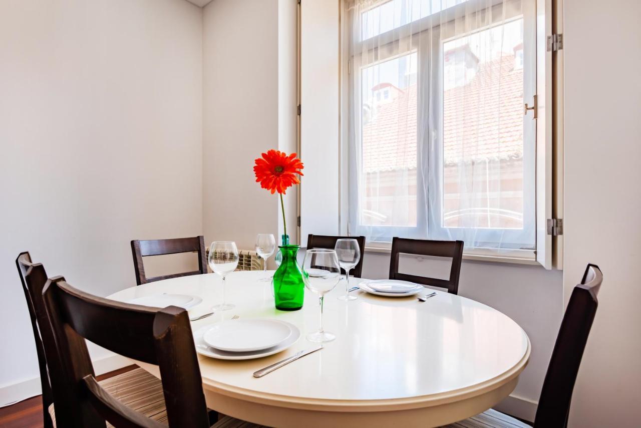 Chiado Prime Camoes Apartment Lisboa Ngoại thất bức ảnh